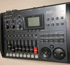 ZOOM R8 Multi-track Recorder