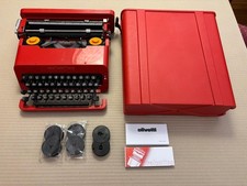 Macchina da scrivere Olivetti