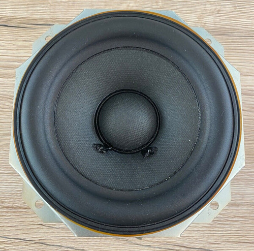 Bowers and wilkins zeppelin - bowers,