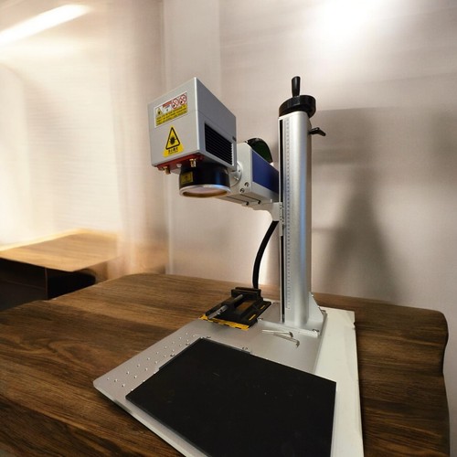 Servizio incisione laser - di,