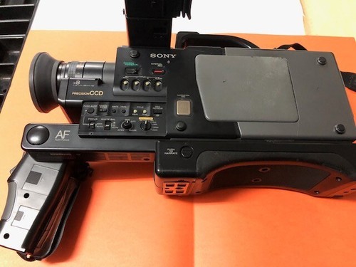 Sony ccd v200 - v200, 8