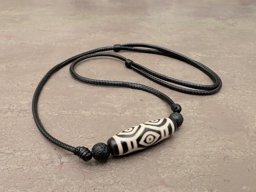 Collana con ciondolo - , di