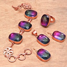 Bracciali e orecchini