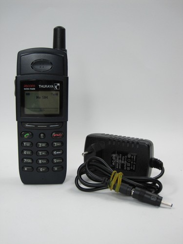 Raro telefono satellitare