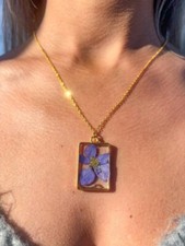 Collana In Resina Realizzata A