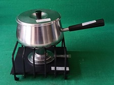 VECCHIO SET PER FONDUTA FORNELLO E PENTOLA FERRO E ACCIAIO INOX VINTAGE. CS27