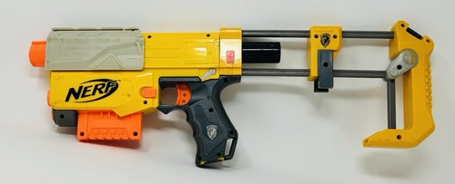 Pistola per freccette blaster