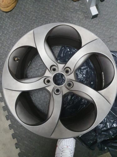 Cerchio alfa romeo - alfa,