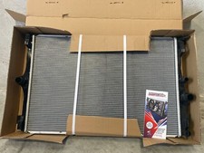 2475000003 - RADIATORE