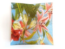 Centrotavola in vetro decorato a mano