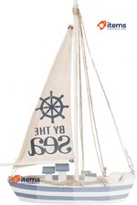Nave Vela In Legno Fuori Dal
