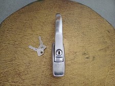Fiat 850 Epoca Accessori Ricambi  Maniglia Con Chiavi Originale