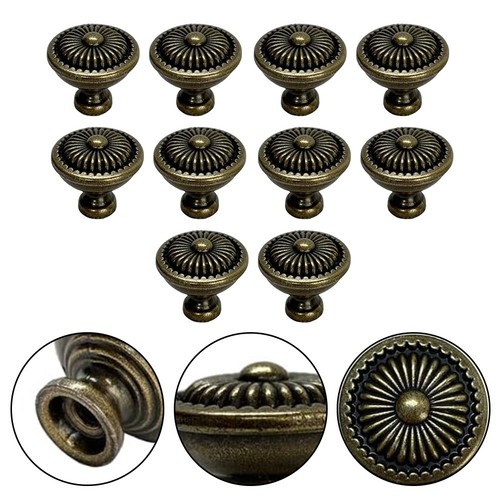 Autentici pomelli vintage per