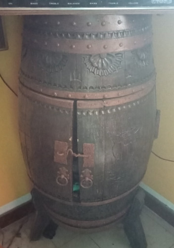 Mobile porta liquore - liquore, arte