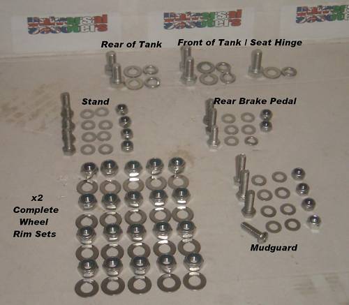 Kit fissaggio vespa pezzi - kit,