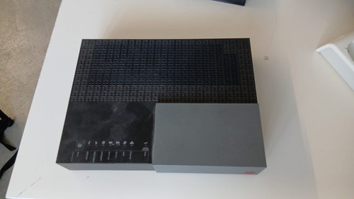 Modern router tim hub - router,