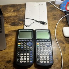 2x Texas Instruments TI-83