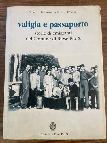 Valigia e passaporto - --valigia,