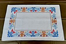 Tovaglia Tovaglietta Centrotavola Ricamata Punto Croce su Tela Aida Nuova 45X68