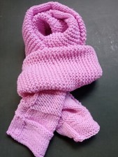 Sciarpa In Lana Fatta A Mano Colore Rosa Ai Ferri Nuova Artigianale 