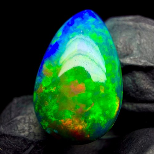Gems and jewellery opale - ak,
