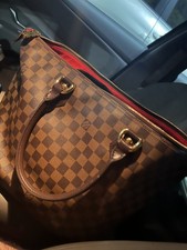 Borsa Louis Vuitton Saleya MM
