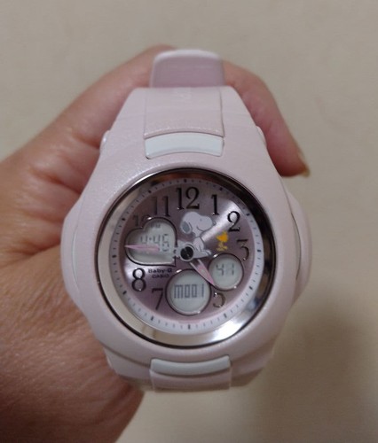 Casio baby snoopy collabor - snoopy,