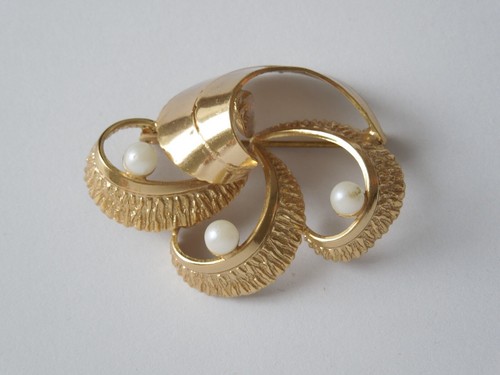 Vintage spilla dorata perle - vintage,