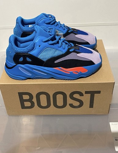 Adidas yeezy boost - adidas,