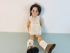 Bambola artistica vecchia