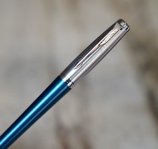 MAGNIFIQUE STYLO PLUME PARKER