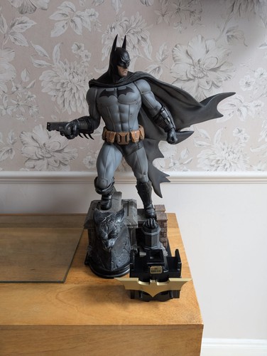 Batman arkham statue prime - arkham,