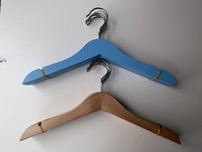 Appendiabiti in legno per