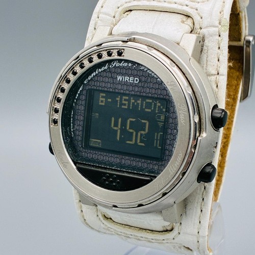 Orologio digitale solare