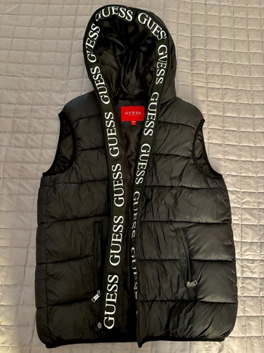 Guess smanicato