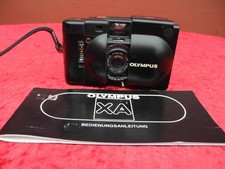Olympus XA Con Descrizione