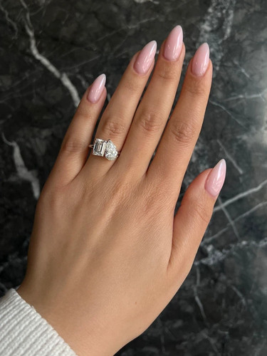 Anello con diamanti fini