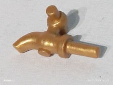 PLAYMOBIL GRIFO DORADO BARRIL