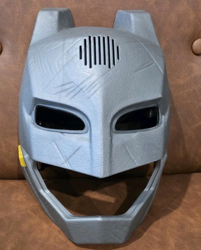 Batman maschera cambio - cambio, voce