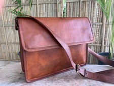 Borsa A Tracolla In Vera Pelle