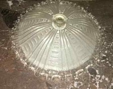 DESIGN_COMPLEMENTO D'ARREDO_LAMPADA PLAFONIERA_ARTISTICO MODELLATO_VETRO