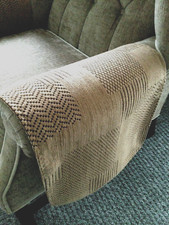 Bellissima Sedia LUSSO Draylon MORBIDA Braccio Schienale Copripoltrona Antimacassar ULTIMA COPPIA BISCUI