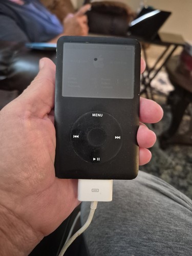Apple ipod classic - mb, 147ll