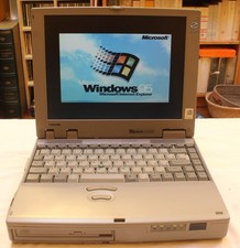 COMPUTER NOTEBOOK TOSHIBA