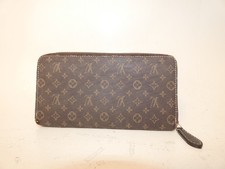 Louis Vuitton Monogram Mini