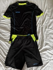 T-shirt e pantaloncino Kipsta