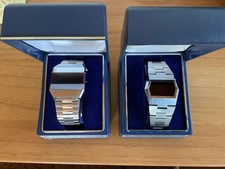 Due 2 Orologi Digitali Led Rossi Vintage 