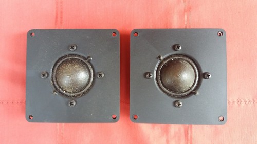 Paire mediums grundig pour - de,