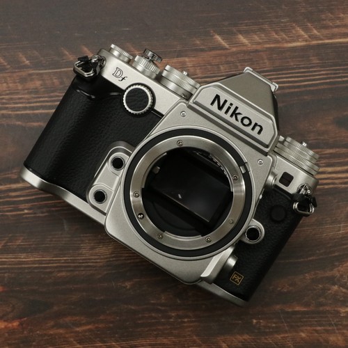 Nikon silver digital slr - df,