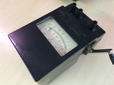 Generatore di alta tensione a manovella